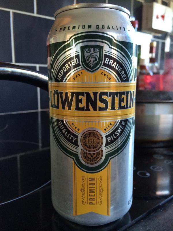 Thabizzo's tweet photo. #beer o'clock mmm http://t.co/wk3Kx0KoUz