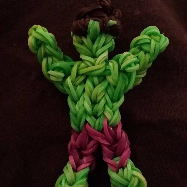 LoomClubUK's tweet photo. @TheSunNewspaper We'd Love to pass an entry on #battleofthebands #loombands #loomdress http://t.co/YeraMcWXTP
