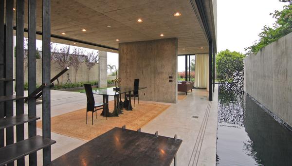HomeWorldDesign's tweet photo. The Cresta residence: beauty of wide open spaces
http://t.co/fvrI3njDYP
#architecture #JonathanSegal http://t.co/WvkpQYFJbN