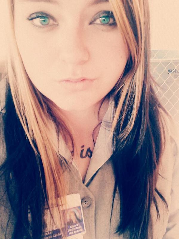 riahrandom tweet picture