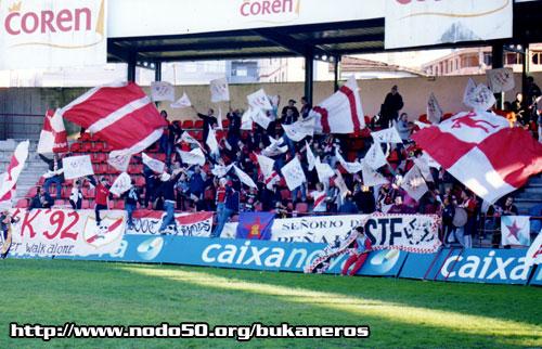 Ya no volveremos al mítico O Couto a jugar contra el CD Ourense, el fútbol negocio lo asesinó.
Ánimo a su afición.
