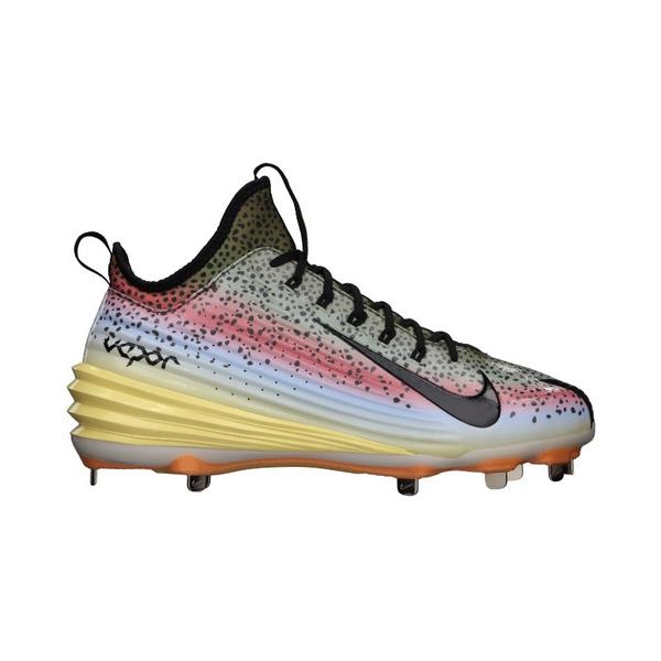 643_ball tweet picture