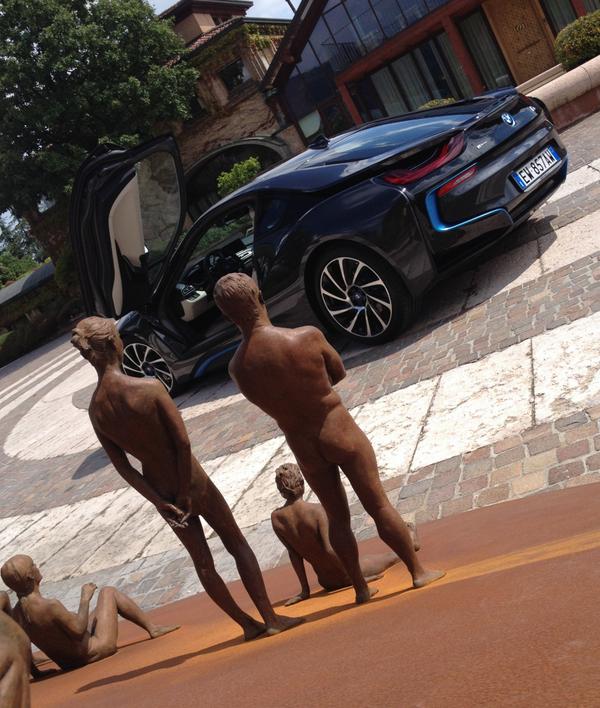 MitrofanKrysov's tweet photo. Блог Драйва: В чём кайф BMW i8 — http://t.co/wrPsUwRFLT  http://t.co/j5mjI1pz6c
