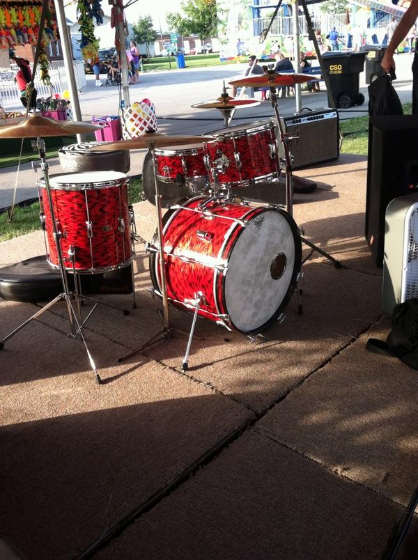 rjdrumz's tweet photo. http://t.co/2JvMeu5SLg
