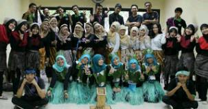 dewiyayanSR's tweet photo. UTS SeniTari~PGSD IIC http://t.co/AvmxVPaZnx