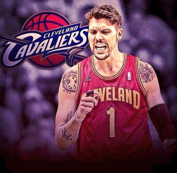 _lebronteam's tweet photo. Welcome to Cleveland @MikeMiller_13...  #LetItFly http://t.co/fnYWjHYMJ2