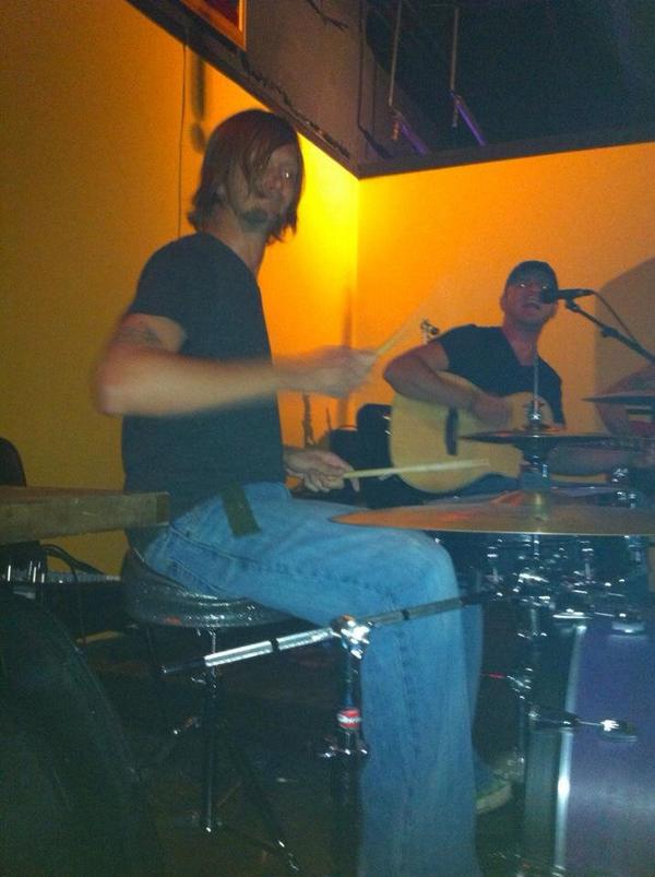 rjdrumz's tweet photo. Ryan Jessie http://t.co/HlDMPv0GT3