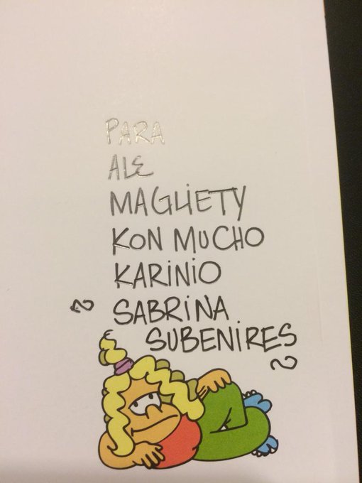 Grassiass @lachicasabrina por tu livro!! Es lo massimo!!!!! Me emcamto!! http://t.co/kUUVOahwnQ