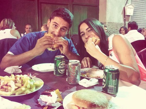 leticia_87vf's tweet photo. Noche de gordos @Alex_Guiropa @mdm_boom http://t.co/WhZU6H74la