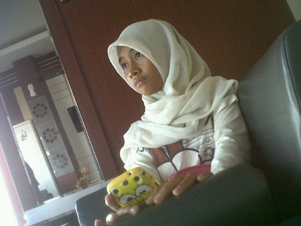 Israjayanti's tweet photo. heheh seriusx :p http://t.co/TgzJ2nOlTd