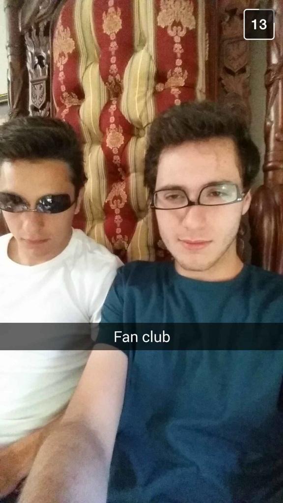 UDSunglasses's tweet photo. more fan pics http://t.co/nuTLFfeVC9