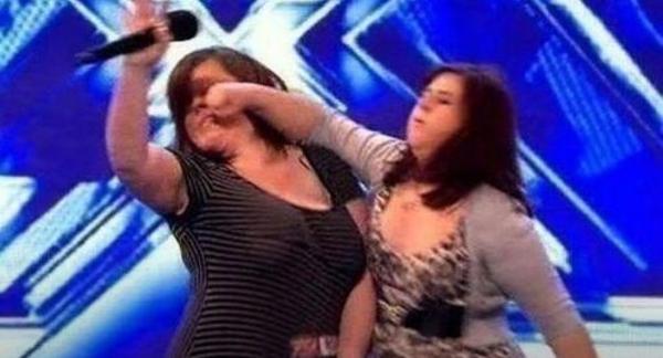 kimrelatable's tweet image. when willow tries to talk shit