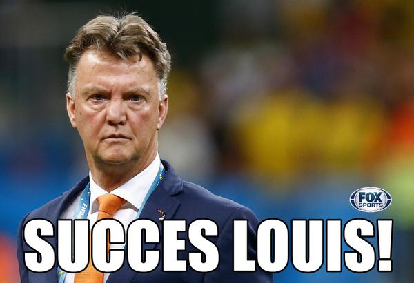 Na 2 dagen(!) vakantie begint van Gaal vandaag alweer met z'n nieuwe job bij United. Zijn reden: 'Ik vind het leuk!'