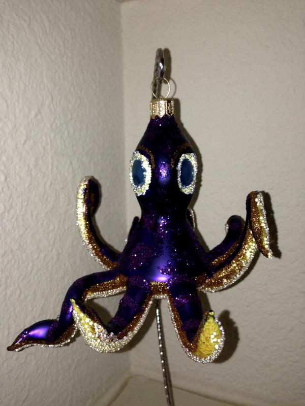tonymoco's tweet photo. Glitzy socialite with tentacles into everything desperately sucking up for VIP tix to Cephalopod Gala #MBAtentacles http://t.co/c7UAJBKlcI