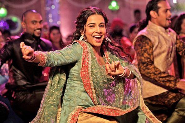 Have you seen Bobby dancing to #Jashn?  
BOOK your TICKETS now- bit.ly/BobbyJasoos-Bo…