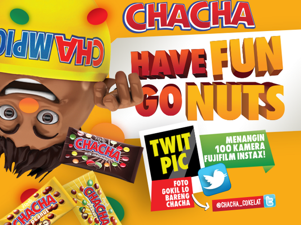 ChaCha_Cokelat's tweet photo. Besok hari terakhir #HvFunGoNuts periode #3 lho! Buruan twitpict foto gokil lo bareng pack ChaCha sekaraaang. :D http://t.co/M22il80aiB