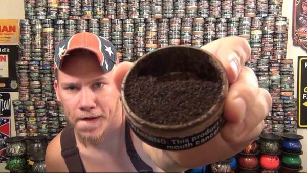 whatoutlawsays's tweet photo. 1 PINCH OF COPENHAGEN SNUUUUFFF http://t.co/ahtR44hs0n