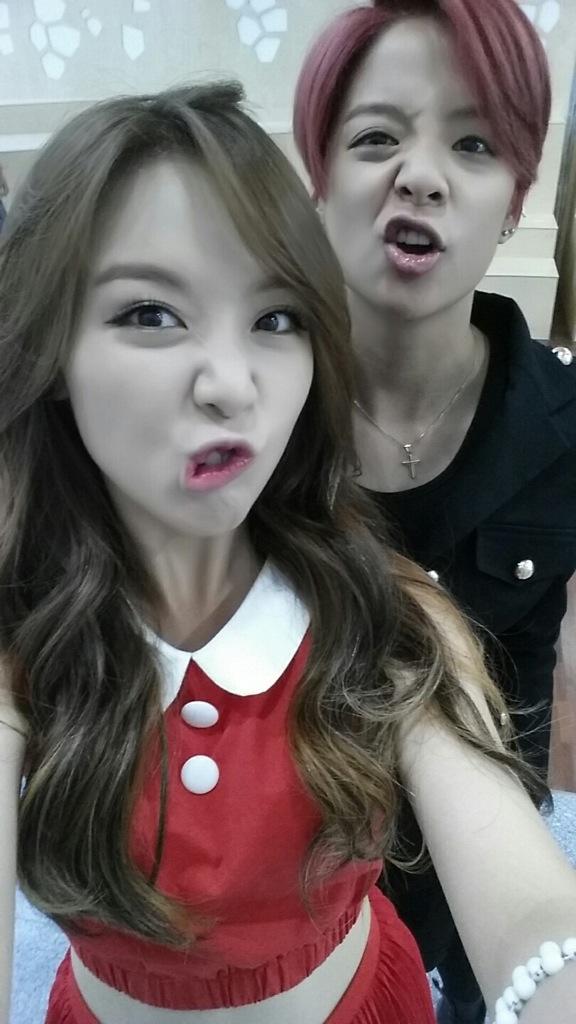 BsqAzTVCQAE4Fg8.jpg:large