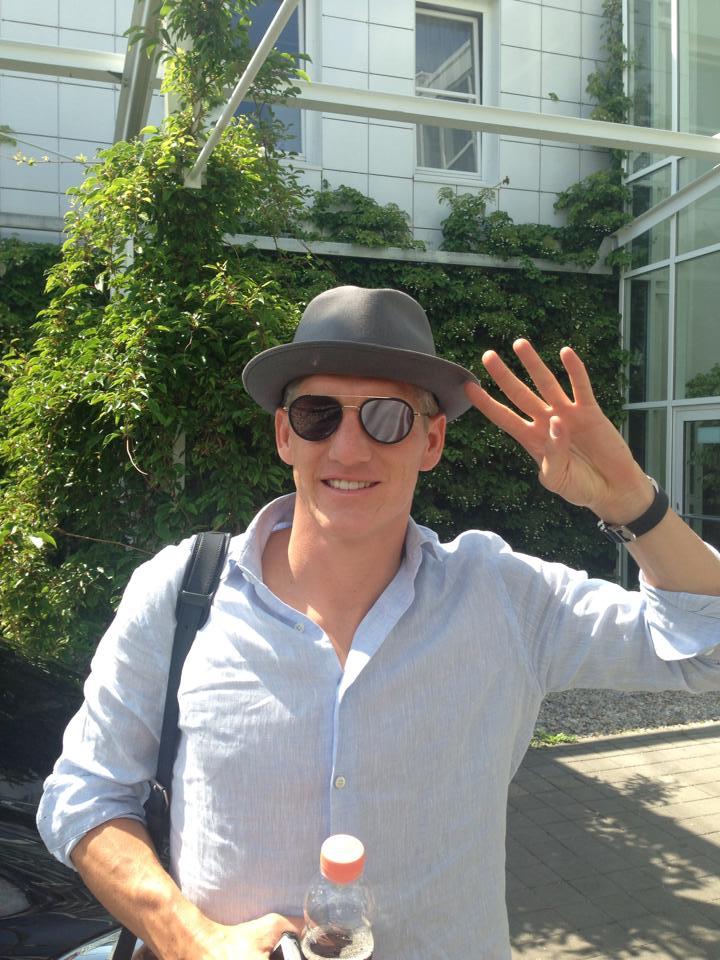 BsqCFDdIEAAy24Y.jpg:large