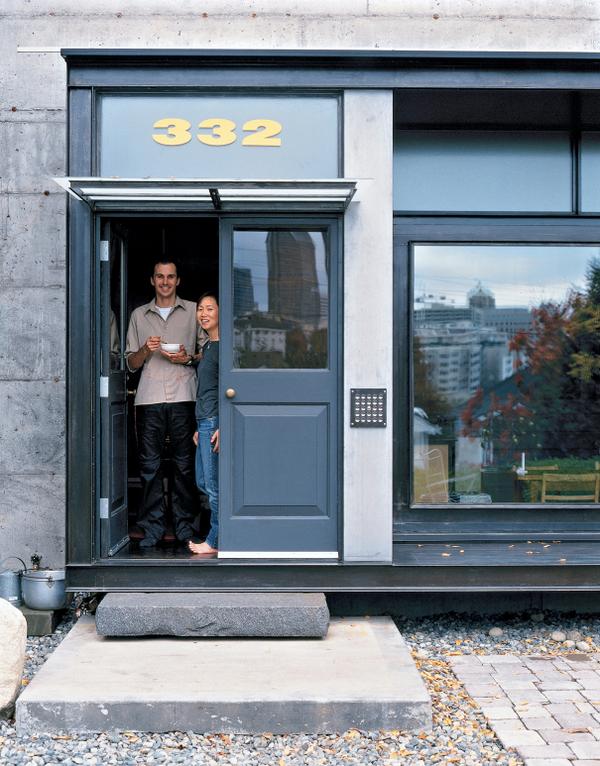 dwell's tweet image. What happens when architects fall in love and design their own home: bit.ly/1qFurXW