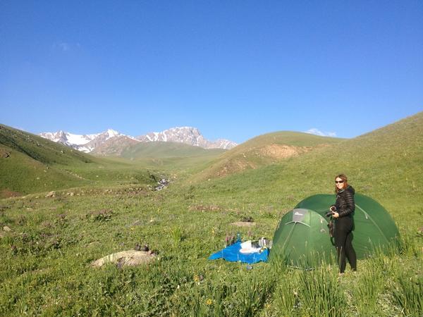BackToBlighty13's tweet image. Switchbacks, kids, milk balls and wild camping. Goodbye #Kyrgyzstan. Off to tackle #tajikistan's #pamir highway