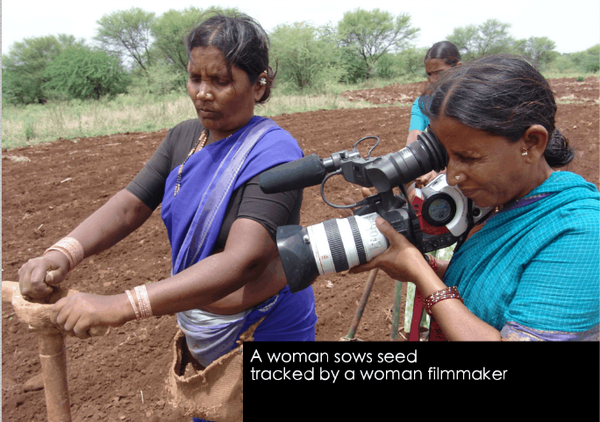 chris_lunch's tweet photo. Women from the Deccan Development Society are explaining how they use participatory video at the #BetterPV webinar http://t.co/xyqwBeoSZi