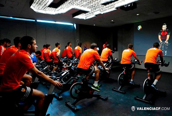 Game on for <a href="/valenciacf/">Valencia CF</a> in pre-season training with the #IC7 &amp; #MyrideVX we hope you enjoyed your ride! #ICG #TeamICG