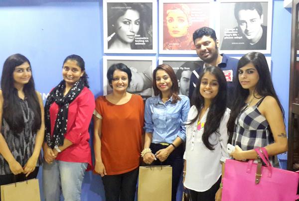 stylschool's tweet photo. FAD students visit @PetaIndia #Mumbai as they work on a  Creative Campaign as a live project...#internships #projects http://t.co/mWTR6bj0L0