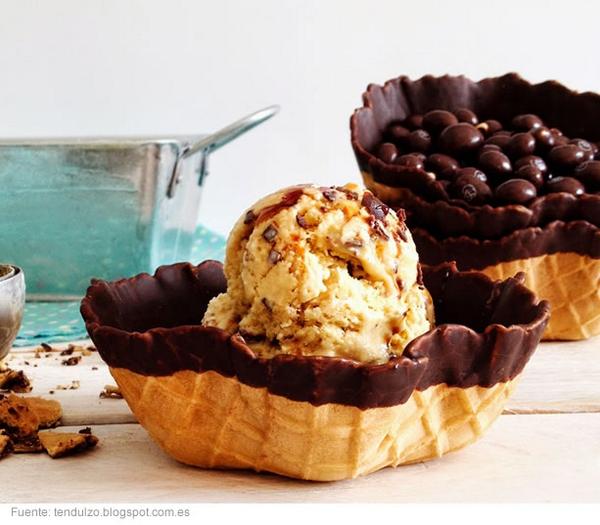 Lacasaytu's tweet photo. #RECETA Plan de verano: preparar este helado de vainilla, #Conguitos y caramelo de @tendulzo http://t.co/4F6ccJSzHZ http://t.co/l8S0Lq8WBk