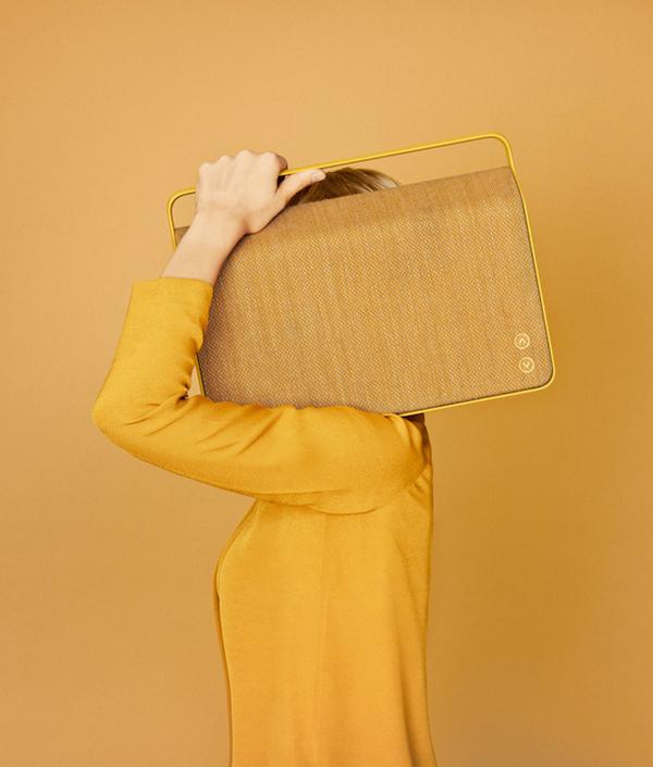 KstudioCom's tweet image. La musique à bout de bras...old school et fun à la fois! vintage#studio

fubiz.net/2014/07/05/wir…