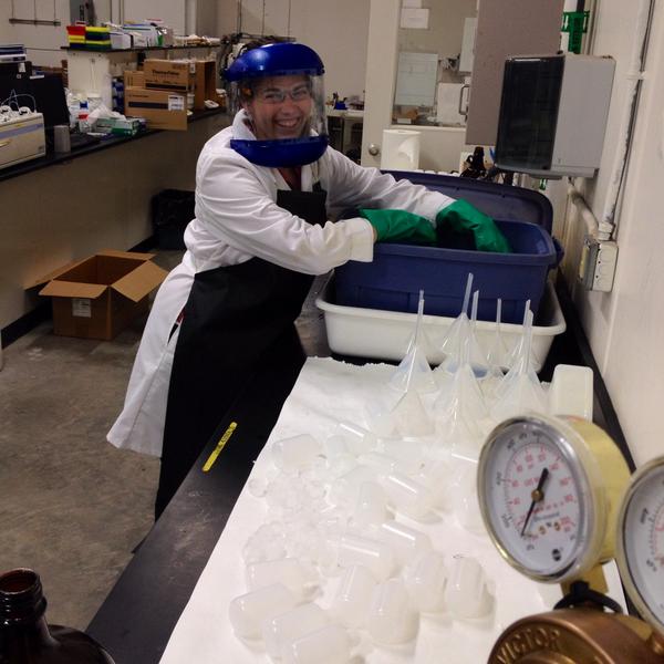 SamOnAdventure's tweet photo. Scrub-a-dub-dub... Holly's got the bottles in the tub #ornlintern http://t.co/pS5hf1DN15