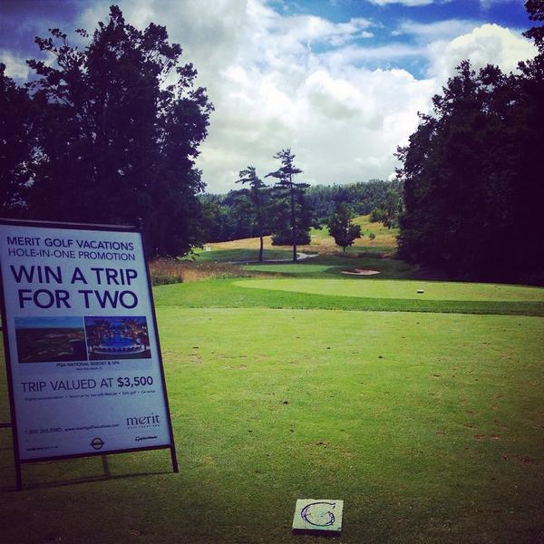 MeritGolfVac's tweet photo. Thanks @_GreystoneGC for having us out for Men's Night -picture perfect hole for Hole-in-1 Contest! #fortheexperience http://t.co/FtW5FkZHc3