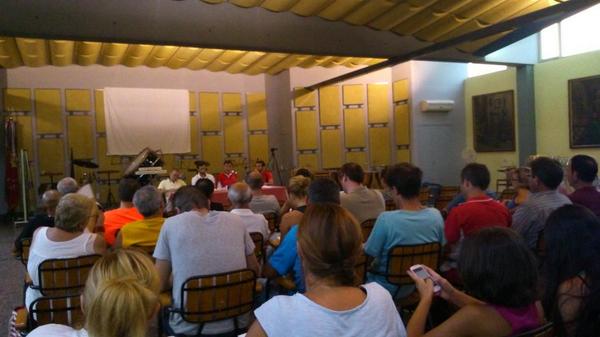 Junta extraordinària del Club.