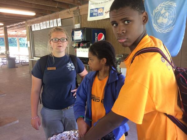 DBC_Cub_World's tweet photo. Learning how to Dutch oven cook here at #ChallengeCamp! Thank you @PNCNews and @PLNetwork for your support! http://t.co/rD5p9wTY36