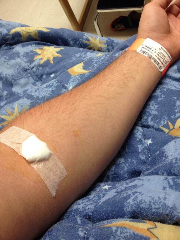 LovaticAddict's tweet photo. RCMP had to track me down yesterday and maids spent the night in the hospital http://t.co/Gceld4G9Tf