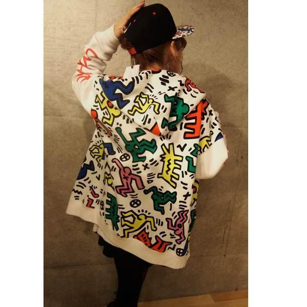 love_haring's tweet photo. うしろ♡ https://t.co/AfN38RRxNb