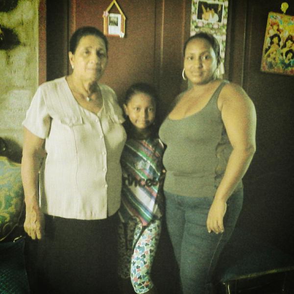 CepedaSanto's tweet photo. # mis amores ☆★☆★ http://t.co/zwuxitU42D