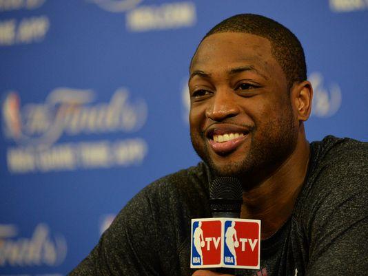 KeysGateFLA's tweet photo. Keeping Dwyane Wade keeps Miami Heat competitive @DwayneWade3 @MiamiHEAT #Heatles http://t.co/NAxX86LpLc http://t.co/yTB5BT2Obo