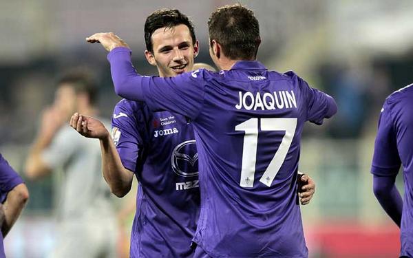 Eurosport_IT's tweet photo. #Calciomercato LIVE! Rescissione in vista tra Fiorentina e Joaquín, lo spagnolo vuole il Betis http://t.co/znY8gLCwWQ http://t.co/6oDsZTyRnz