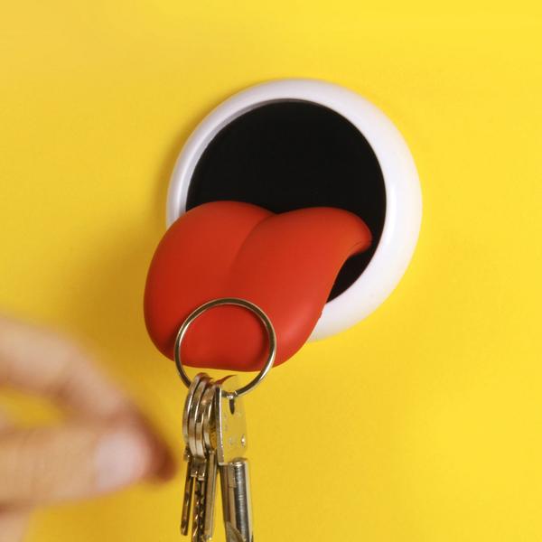 meninosstudio's tweet photo. Tongue key holder! New product designed by meninos http://t.co/Od5AHbYWmS http://t.co/zbXoxGvWc0