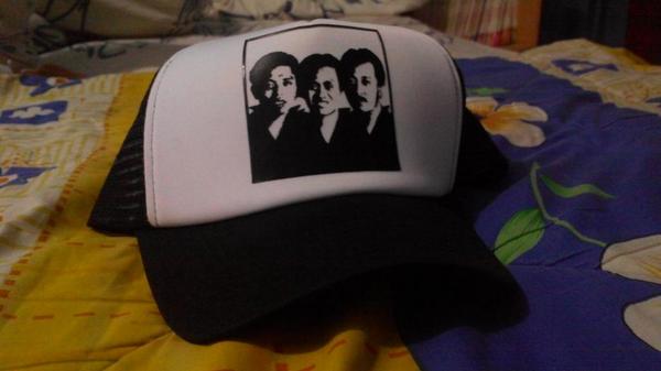 arie_max's tweet photo. makasih om, pesenan saya sudah diterima dengan baik. Let the legend live forever http://t.co/vVTIaBsk04