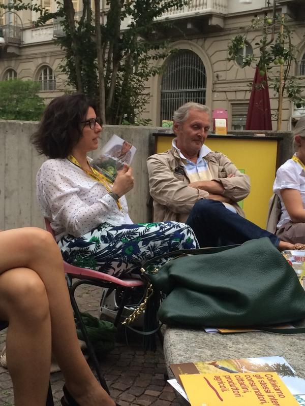 CascinaQua's tweet photo. Sandra Salerno speech per Un Tocco di Zenzero blog attivo dal 2007 http://t.co/Hf6idieER3