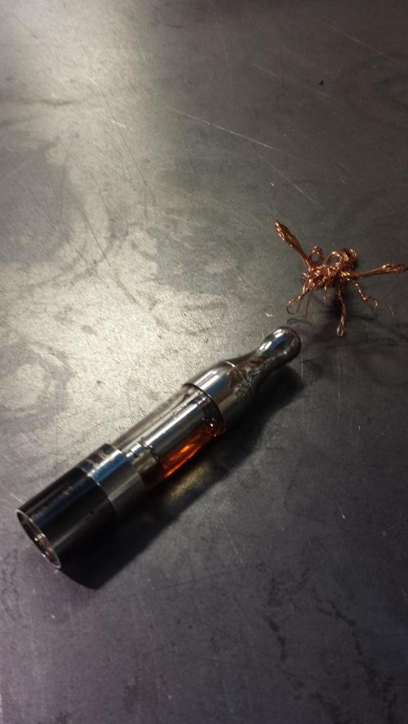 vapinglikecrazy's tweet image. #WireBug checking out the #ejuice in my #MiniProtank2 must be #yummy stuff
#vape #vaping #ecig #quitsmoking
#Art