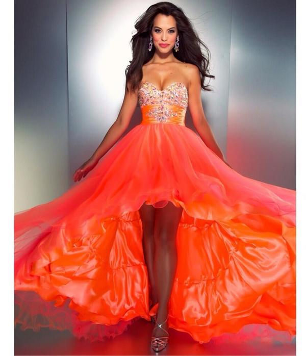 SelenaGomezOTR tweet picture