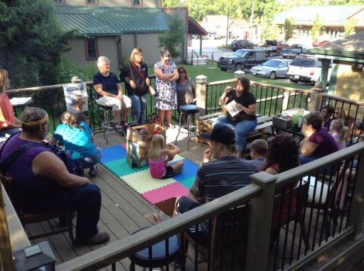 GiversBooks's tweet photo. Full deck for the reading! #givers #happiness #localauthor @JacksBackBooks http://t.co/roLmtTgtiV