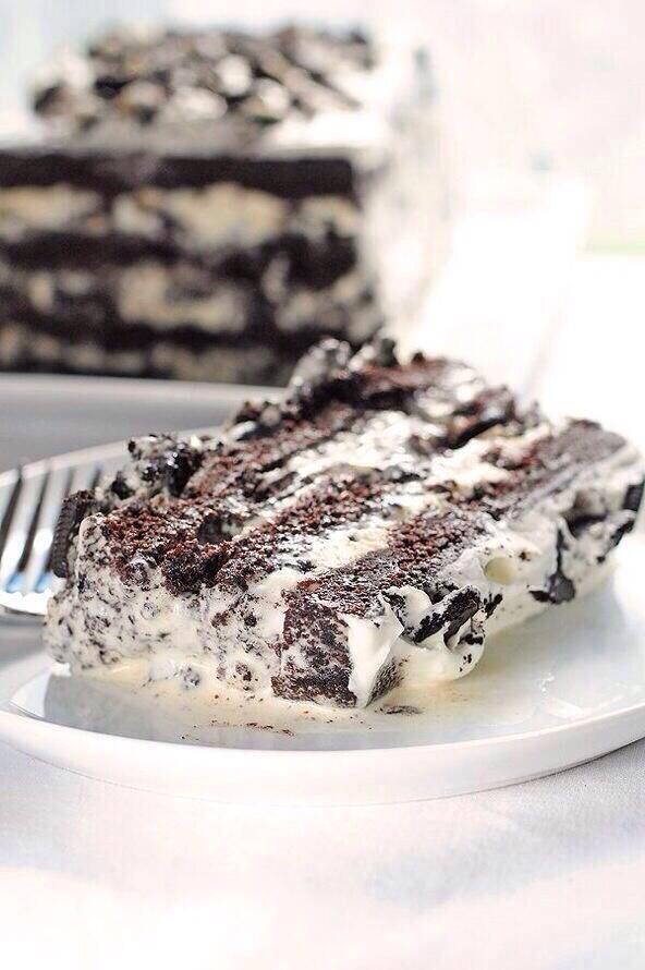 GoogleFoods's tweet photo. Oreo cheesecake http://t.co/CJ3sAltf4i