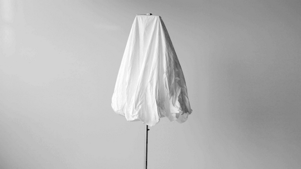 worlddesignorg's tweet photo. Nature inspired solar powered parasol designed by Dutch studio Toer: http://t.co/2kdZXNqH9o #aunaturel http://t.co/jtuyiBDckJ