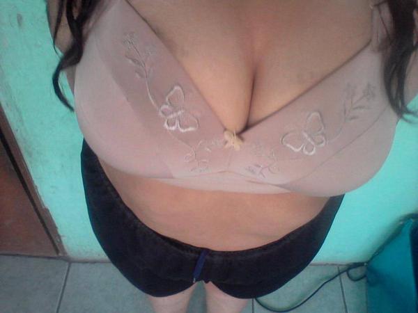 DaniHernandez01's tweet photo. que les parece mi ropita???? http://t.co/sQ7KGYYmsX