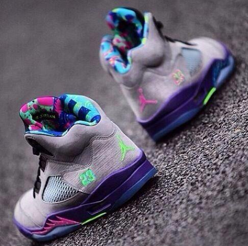 NlKE_SHOES's tweet image. These 5s are so fresh