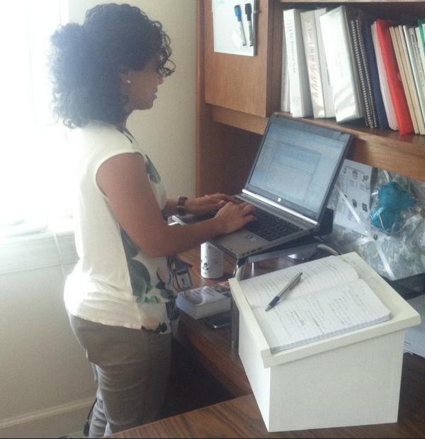 CraterHD's tweet image. What does your standing workstation look like? #standmore #health